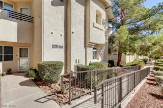 Photo #1: 2341423 Listing 