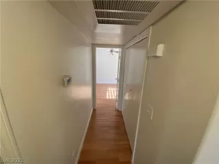 Photo #6: 2341427 Listing 