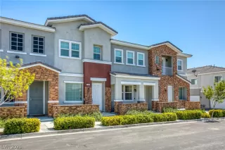 Photo #2: 2341471 Listing 