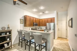 Photo #5: 2341471 Listing 