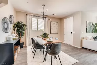 Photo #3: 2341474 Listing