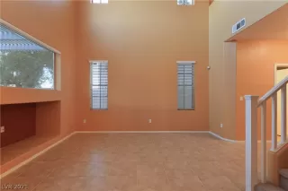 Photo #4: 2341502 Listing 