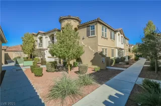 Photo #3: 2341503 Listing 