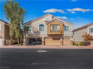 Photo #1: 2341507 Listing