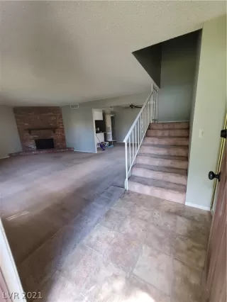 Photo #1: 2341530 Listing 