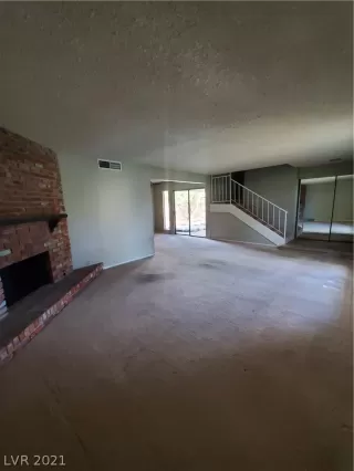 Photo #3: 2341530 Listing 