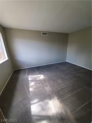 Photo #6: 2341530 Listing 