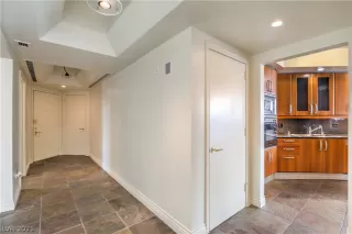 Photo #6: 2341550 Listing