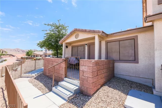 MLS: 2341566 Condo For Sale
