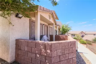 Photo #2: 2341566 Listing 