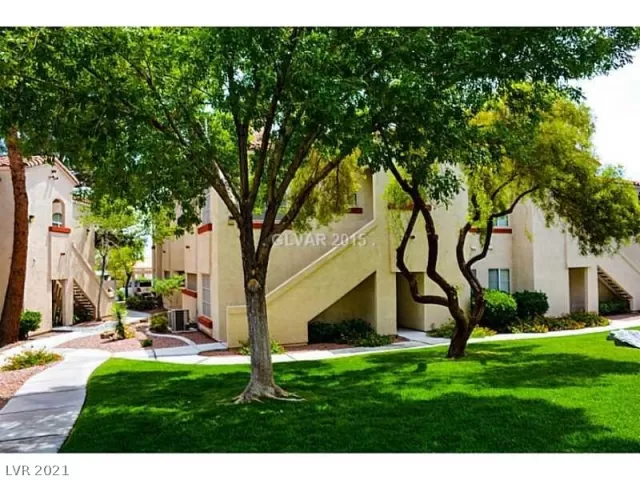 MLS: 2341572 Condo For Sale