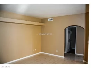 Photo #6: 2341572 Listing