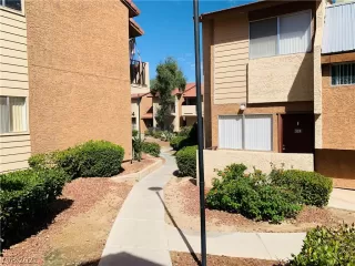 Photo #1: 2341598 Listing 