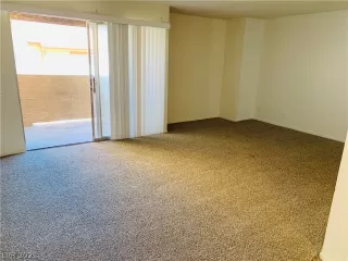 Photo #6: 2341598 Listing 