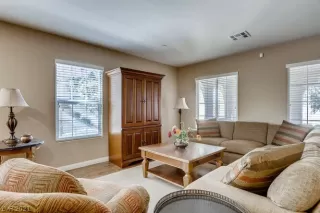 Photo #1: 2341628 Listing 