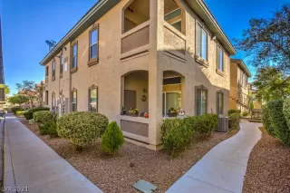 Photo #1: 2341679 Listing