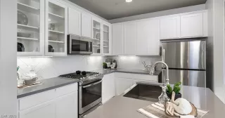 Photo #4: 2341724 Listing