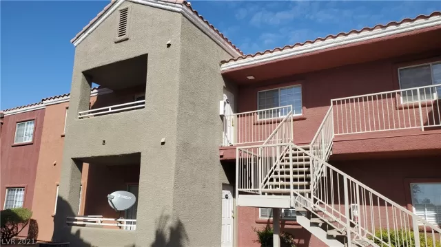 MLS: 2341744 Condo For Sale