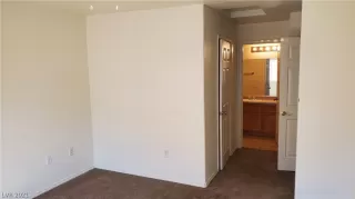 Photo #5: 2341744 Listing 