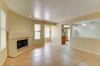 Photo #3: 2341771 Listing 