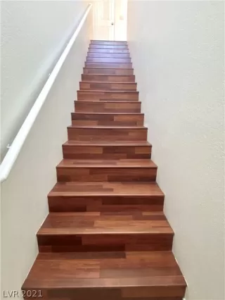 Photo #2: 2341775 Listing