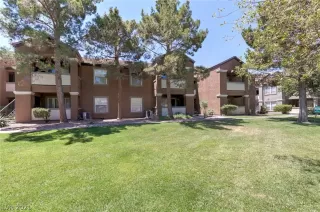 Photo #1: 2341813 Listing