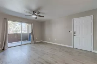 Photo #3: 2341813 Listing