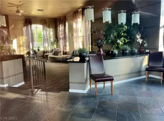 Photo #5: 2341823 Listing