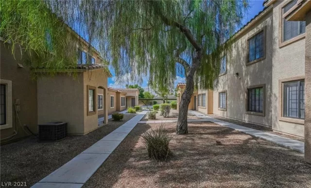 MLS: 2341863 Condo For Sale