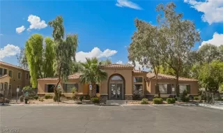 Photo #3: 2341863 Listing 