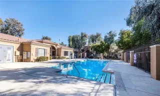 Photo #5: 2341863 Listing 