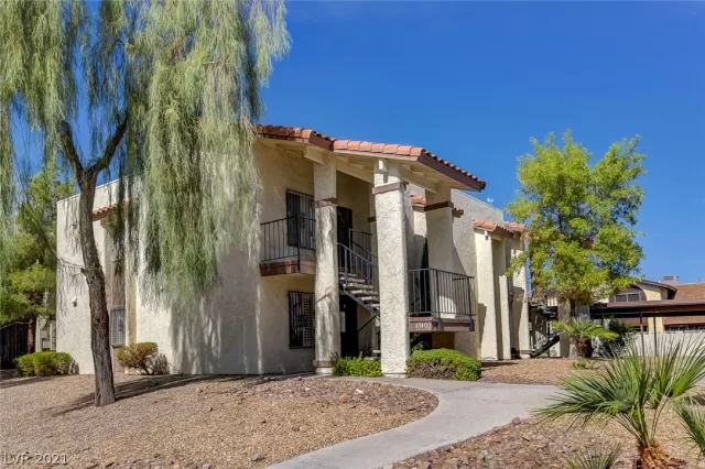 MLS: 2341870 Condo For Sale