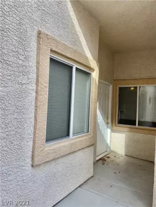 Photo #1: 2341887 Listing 