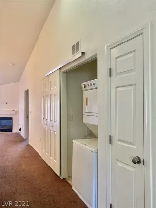 Photo #4: 2341887 Listing 