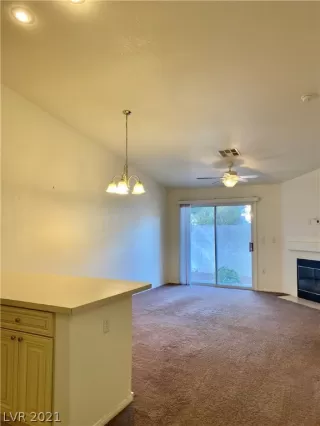 Photo #5: 2341887 Listing 