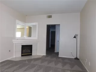 Photo #1: 2341897 Listing 
