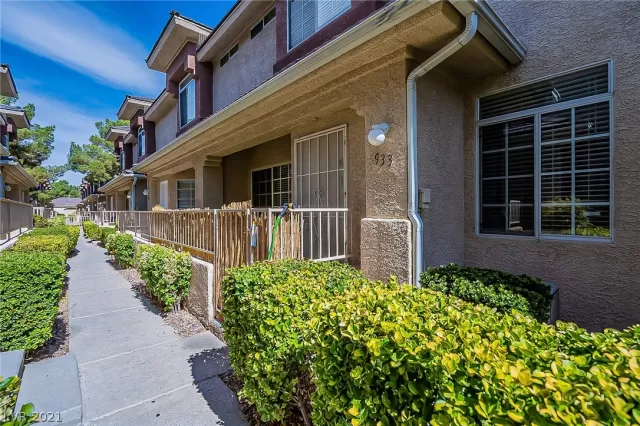 MLS: 2341911 Condo For Sale