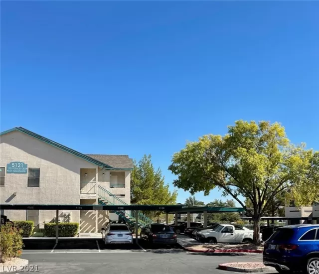 MLS: 2341912 Condo For Sale