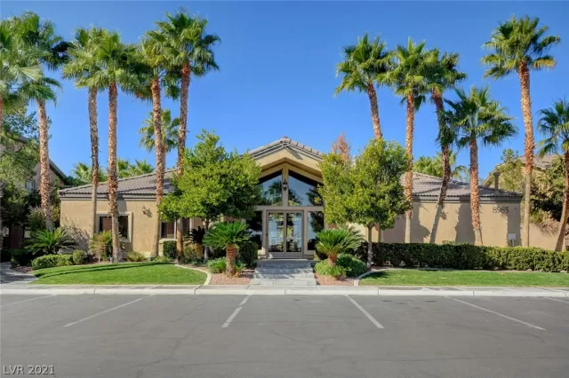 MLS: 2341925 Condo For Sale