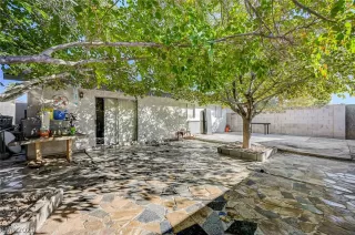 Photo #3: 2341964 Listing 