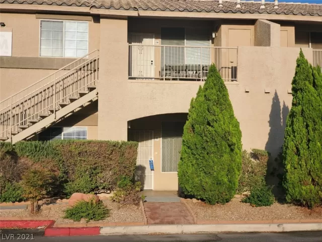 MLS: 2341973 Condo For Sale