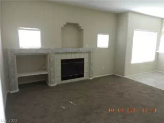 Photo #3: 2342001 Listing 