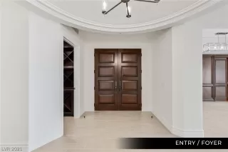 Photo #3: 2342052 Listing