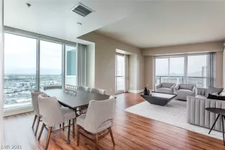 Photo #2: 2342077 Listing