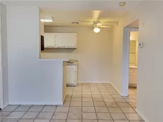 Photo #5: 2342082 Listing 