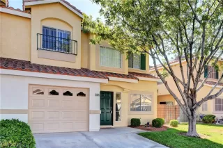 Photo #1: 2342083 Listing