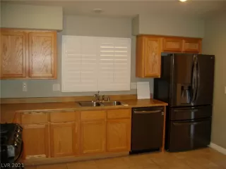 Photo #3: 2342103 Listing 