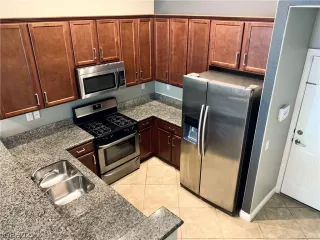 Photo #2: 2342107 Listing 