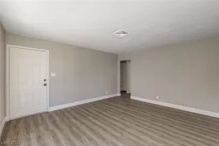 Photo #2: 2342143 Listing