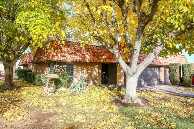 MLS: 2342151 Condo For Sale